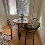 Cinema Vardar Apartment, Downtown, Pedestrian Zone, #free Parking# アパート スコピエ