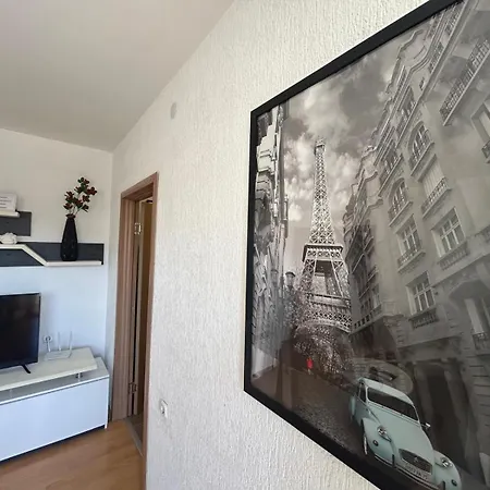 Lejlighed Cinema Vardar Apartment, Downtown, Pedestrian Zone, #free Parking# *