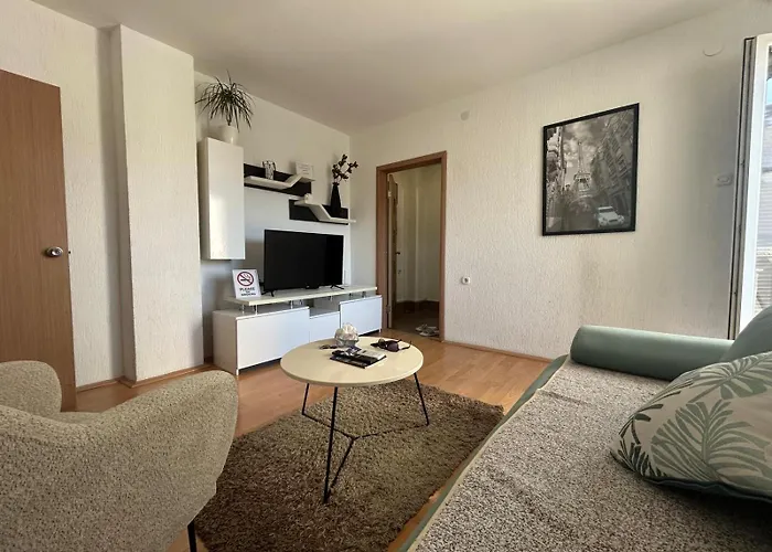 Cinema Vardar Apartment, Downtown, Pedestrian Zone, #free Parking#