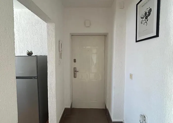 Cinema Vardar Apartment, Downtown, Pedestrian Zone, #free Parking# *