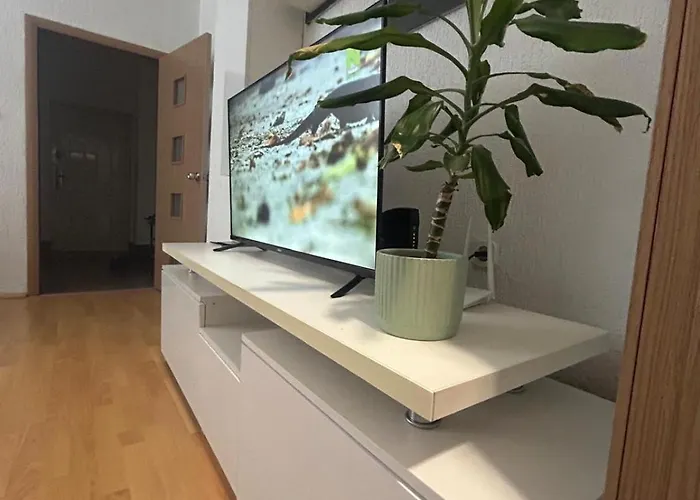 Cinema Vardar Apartment, Downtown, Pedestrian Zone, #free Parking# 아파트 *